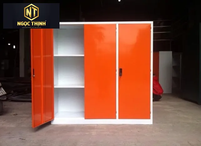 Tủ trường học đựng mền gối 3 cánh Tủ trường học đựng mền gối 3 cánh